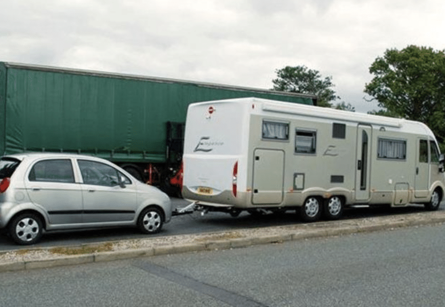 astuces pour tracter voiture avec camping-car